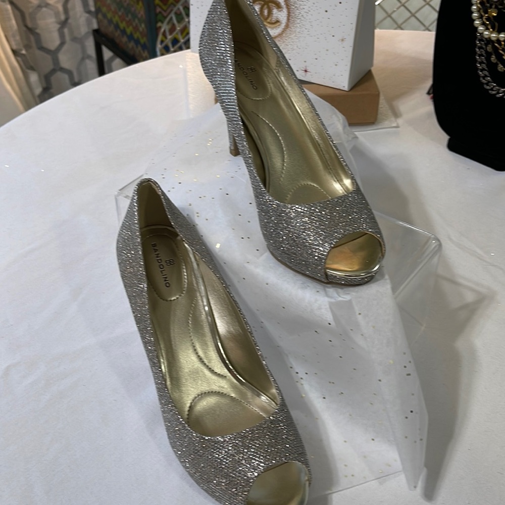 Bandolino glittery heels